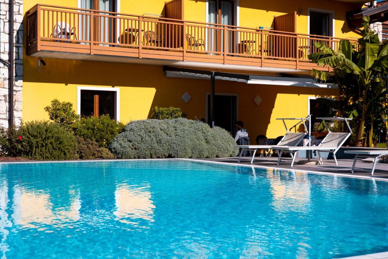 Maso Agritur Santa Lucia Panzió Dro Kültér fotó